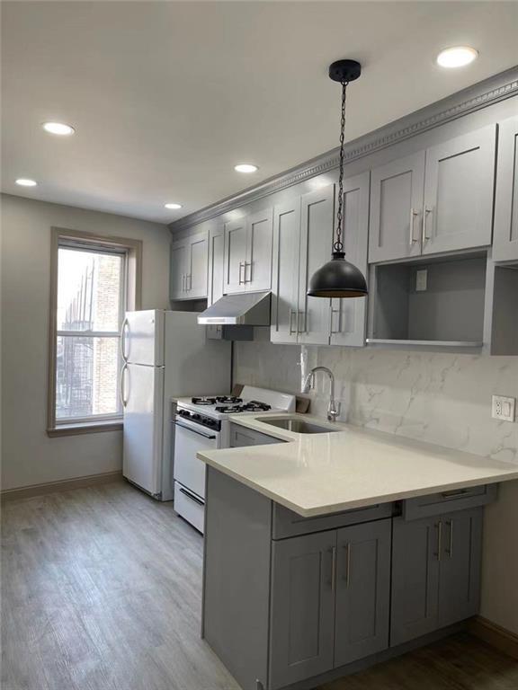 Foto principal - 7917 5th Ave