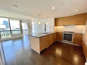 Building Photo - 420 Mission Bay Blvd