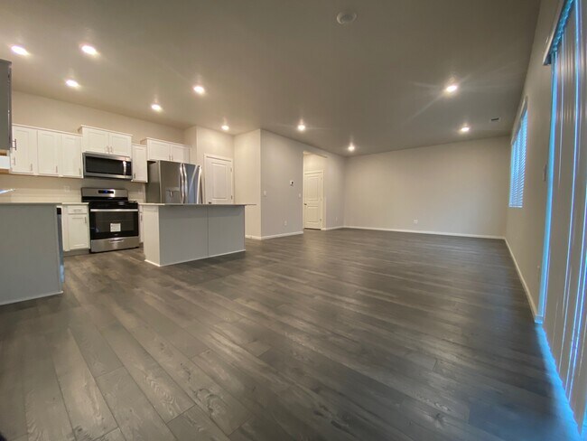 Foto del edificio - 4808 Gray Ct NE