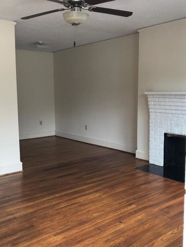 Building Photo - 2 bed 1 Bath off Augusta Road