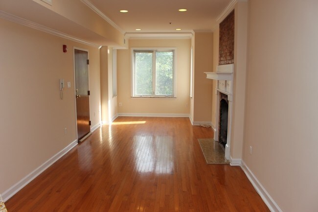 Foto del edificio - 1441 Clifton St NW