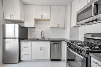 Building Photo - 80 Terra Vista Ave