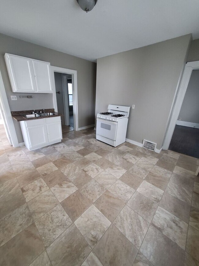 Building Photo - 2845-2847 N 18th St. (Duplex)