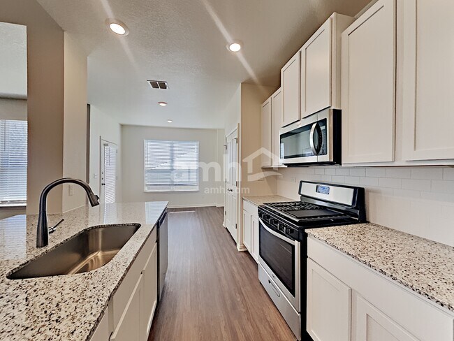 Foto del edificio - 325 Pebble Beach Run