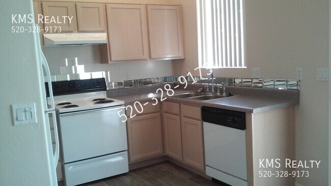 Foto del edificio - 8758 E. Chimney Springs Dr  Owner/Agent