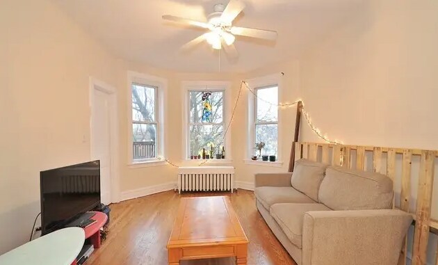 Foto del edificio - 3754 W McLean Ave