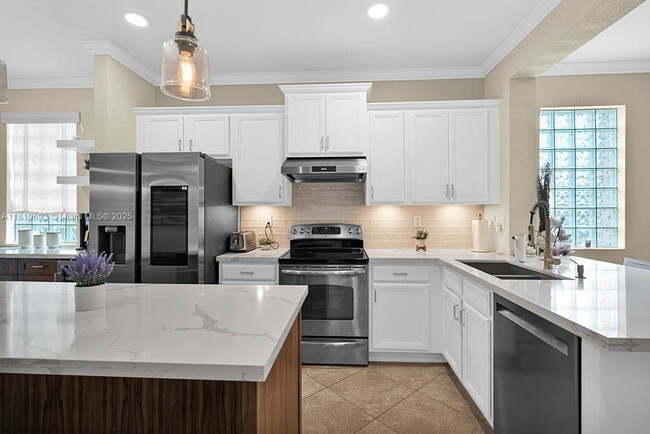 Foto del edificio - 8986 SW 214th Terrace