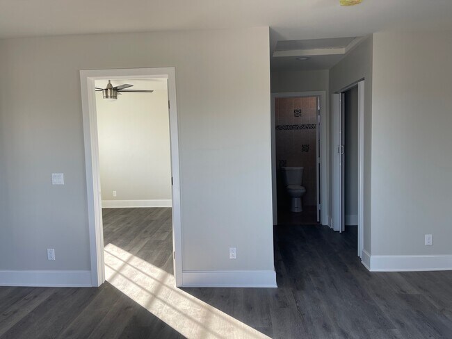 Foto del edificio - 4400 Boyar Ave