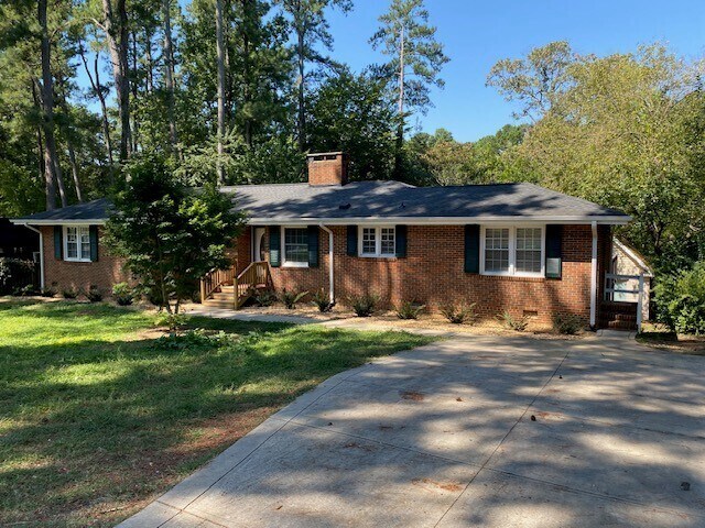 Primary Photo - 1214 Poplar Ave
