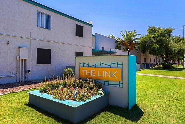 Foto del edificio - The Link Apartments