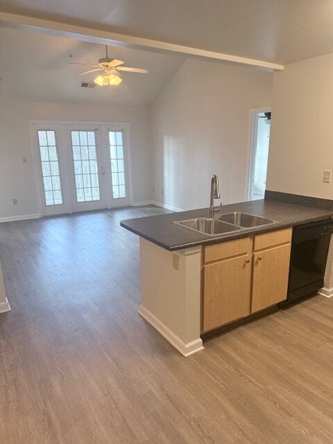 Building Photo - 724 Bristol Village Dr