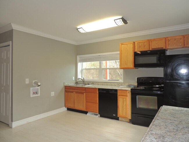 Building Photo - 620 Lovers Lane #1