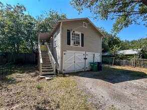 Building Photo - 415 Amarillo St