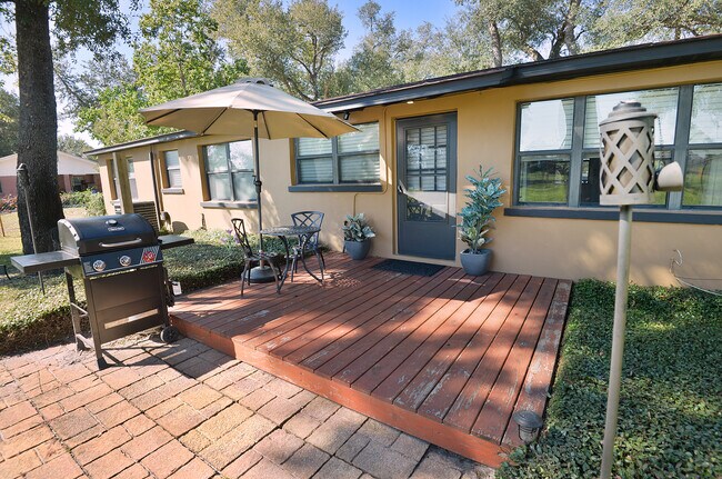 Building Photo - 1111 Florence St