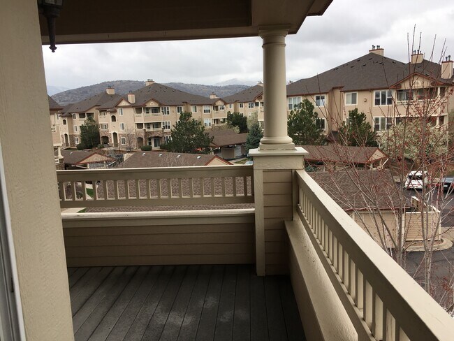 Foto del edificio - 8520 S Holland Ln