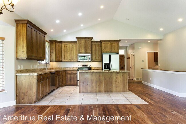 Foto del edificio - 4 br, 3 bath House - 123 Versailles Way
