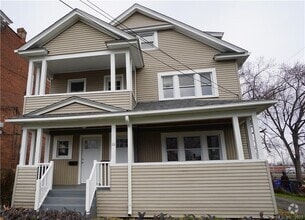 Building Photo - 28 Cleveland Ave