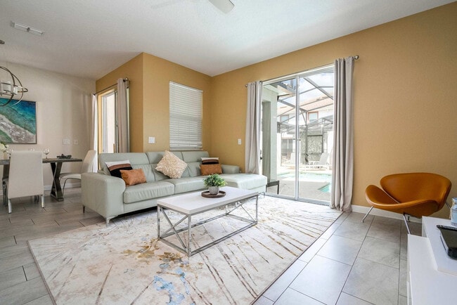 Building Photo - 4807 Memories Ln