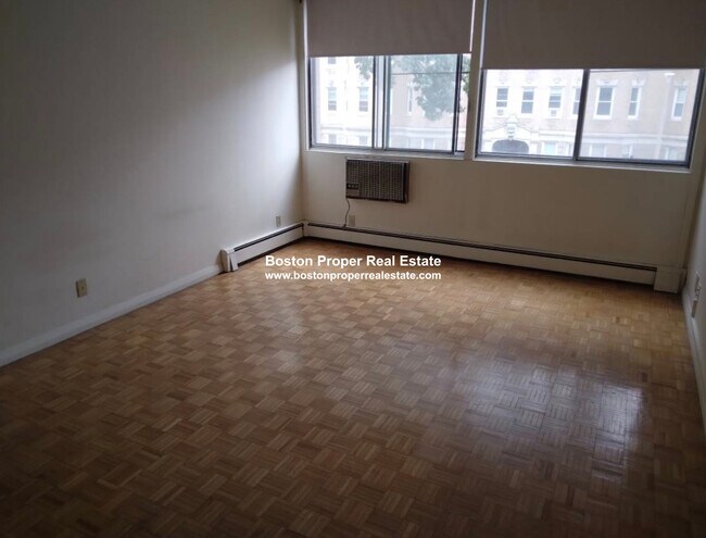 Foto del edificio - 1455 Commonwealth Ave