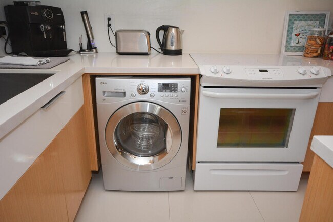 Foto del edificio - 1231 NW 13th St