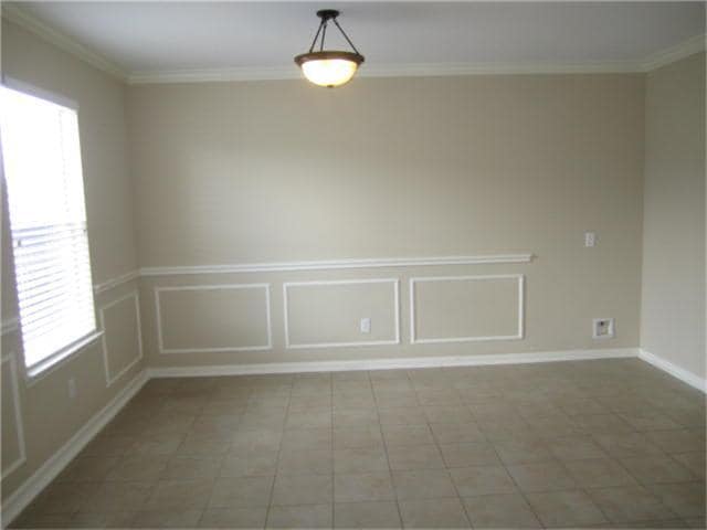 Building Photo - 11711 Elizabeth Ct