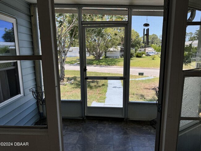 Foto del edificio - 5414 Taylor Ave