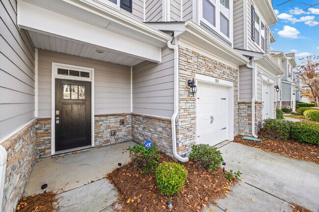 Foto del edificio - Lake Wylie Townhome with amazing amenities!