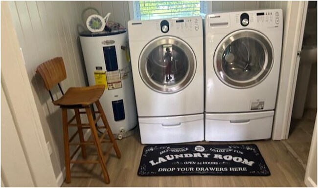 Cuarto de lavandería - 2511 Mashburn Rd