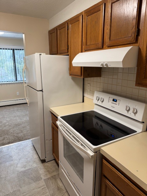 Building Photo - 655 Talcottville Rd