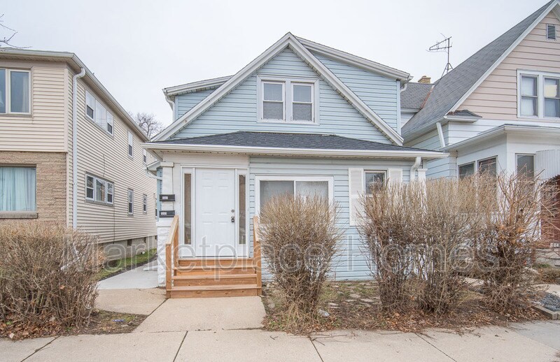 1003 S 72nd St, West Allis, WI 53214 Condo for Rent in West Allis, WI