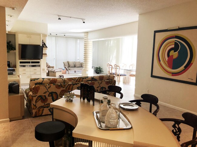 Building Photo - 5125 Lake Catalina Dr