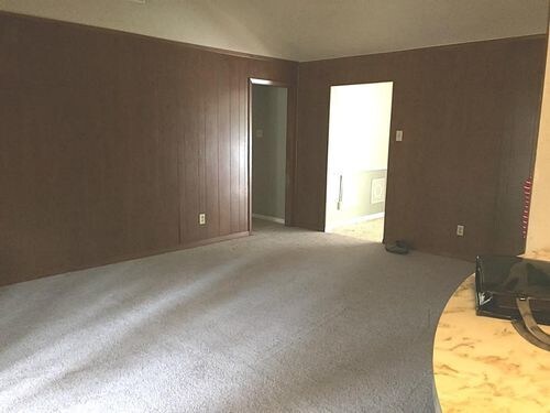 Building Photo - 26226 Maplewood Dr