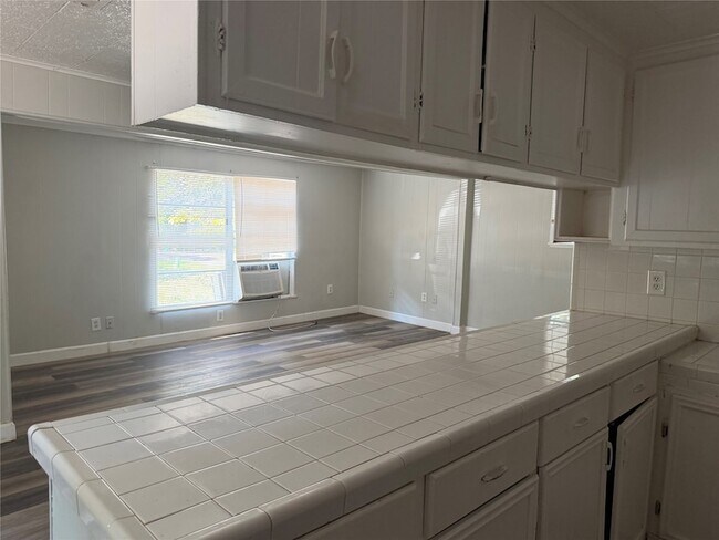 Foto del edificio - 16423 Stinson Ln