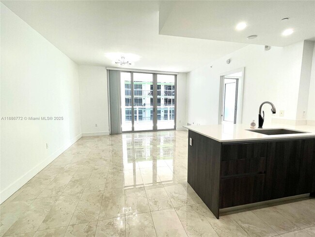 Foto del edificio - 488 NE 18th St