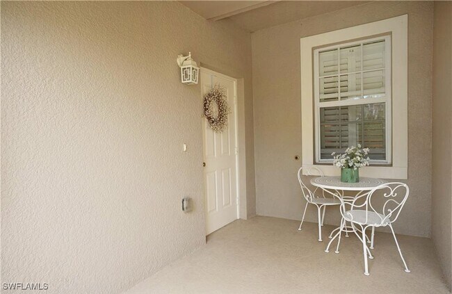 Foto del edificio - 3435 Laurelgreens Ln S