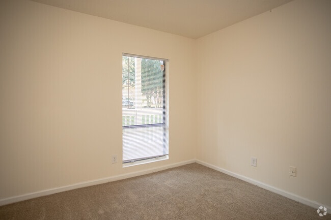 2BR,1BA - Creekside Canopy