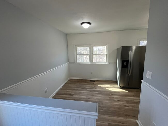 Foto del edificio - 7613 Mine Valley Rd