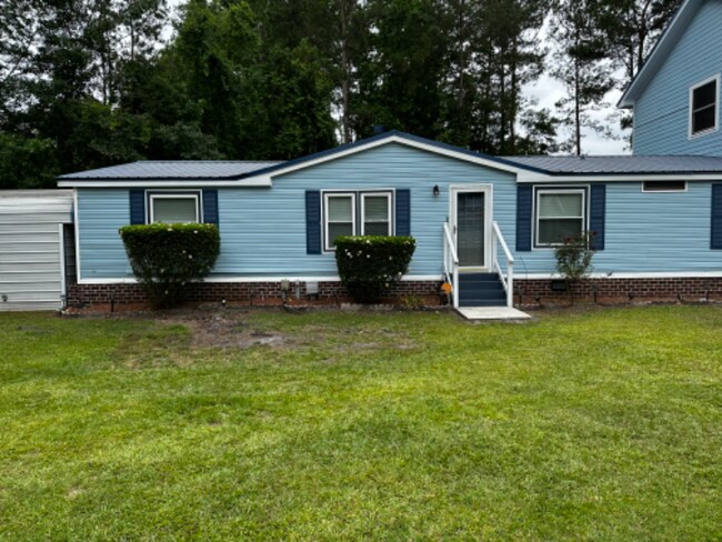 Building Photo - 351 Pine Grove Rd