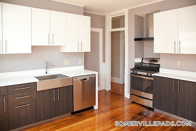 Building Photo - 23 Granite St