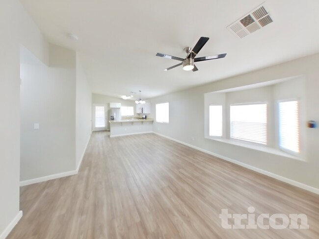 Building Photo - 5088 Jewel Canyon Dr