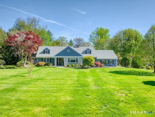 Building Photo - 94 Fennbrook Dr