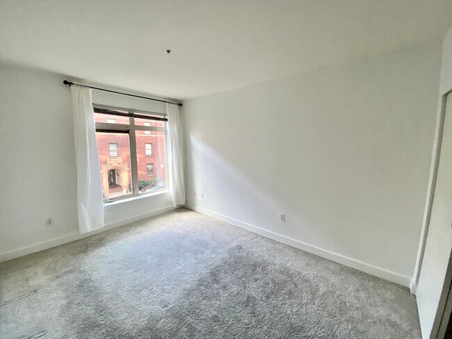 Foto del edificio - 1610 Belmont Ave