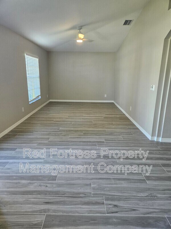 Foto del edificio - 410 SW 40th Terrace