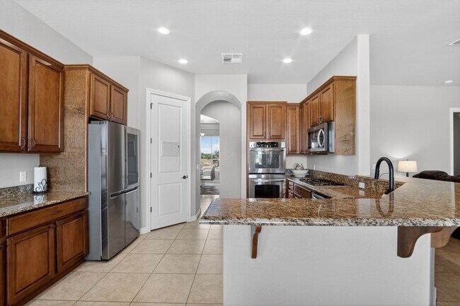 Foto del edificio - Luxury Meets Country Charm: Custom 5BR Home on Acreage in San Tan Valley