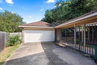 Building Photo - 5916 Rickerhill Ln