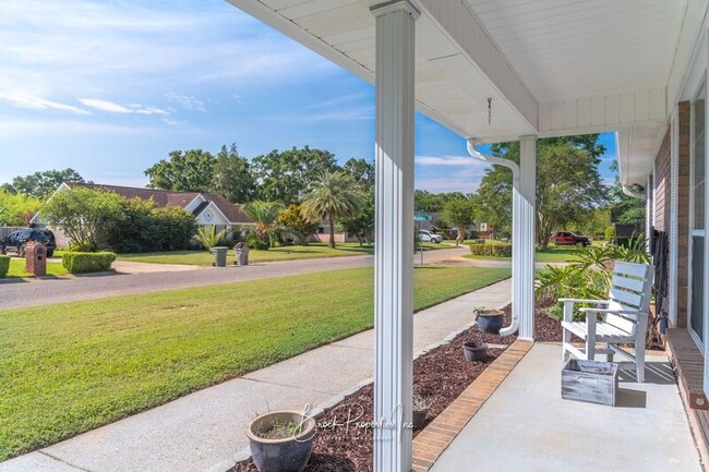 Building Photo - 5504 Shadow Grove Blvd