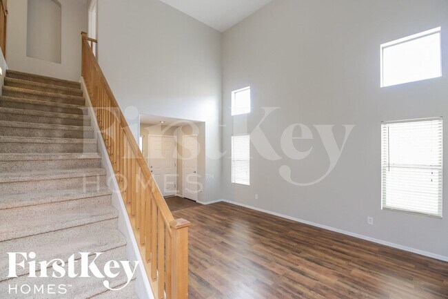 Building Photo - 2641 W Prospector Way