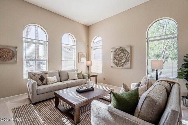 Building Photo - 6752 W Skylark Dr