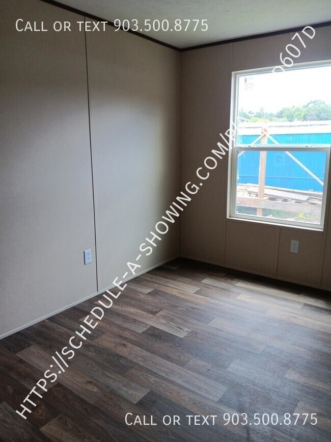 Foto del edificio - 730 Harveydale Dr