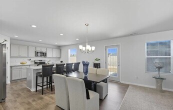 Building Photo - 112 Arlington Dr